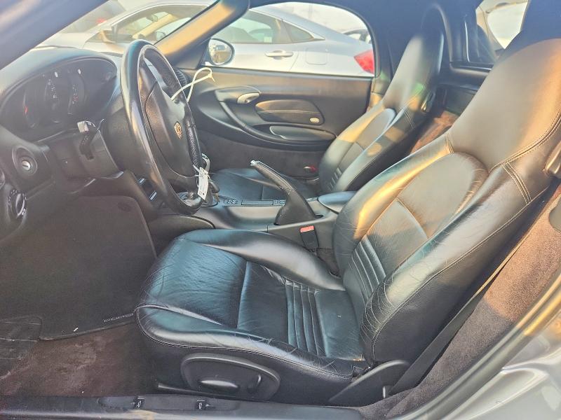 2004 Porsche Boxster VIN WP0CA29884U620673 COPART salvage auction — MINOR DENT/SCRATCHES, Il - Salvage Certificate, sold $3,800 on 2026-08-18 (photo 7)