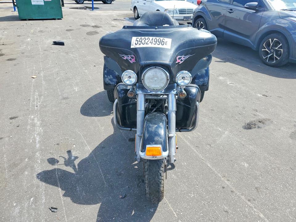 2009 Harley-davidson Flhtcutg VIN 1HD1MAM149Y853547 COPART salvage auction — FRONT END, FL - CERT OF TITLE SLVG REBUILDABLE, sold $3,400 on 2026-07-22 (photo 2)