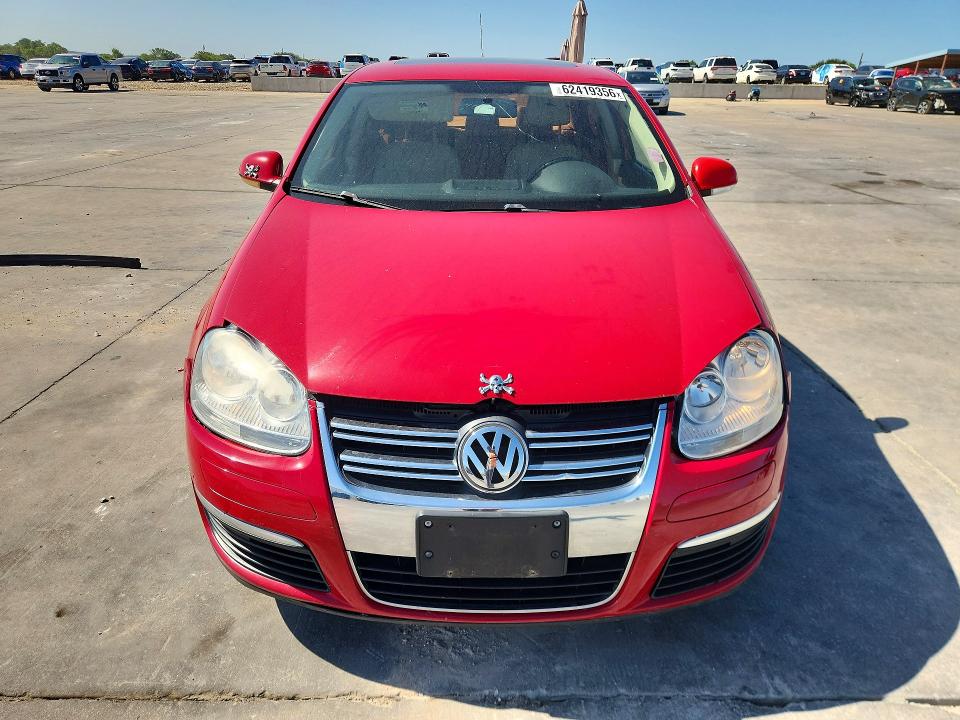 2010 Volkswagen Jetta VIN 3VWRZ7AJ2AM095105 COPART salvage auction — REAR END, Tx - Bonded Title - Salvage, sold $700 on 2026-09-02 (photo 5)