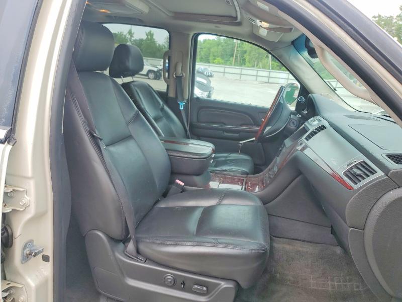 2007 Cadillac Escalade VIN 1GYFK63827R183796 COPART salvage auction — MECHANICAL, MA - CERTIFICATE OF TITLE, sold $375 on 2026-07-16 (photo 7)