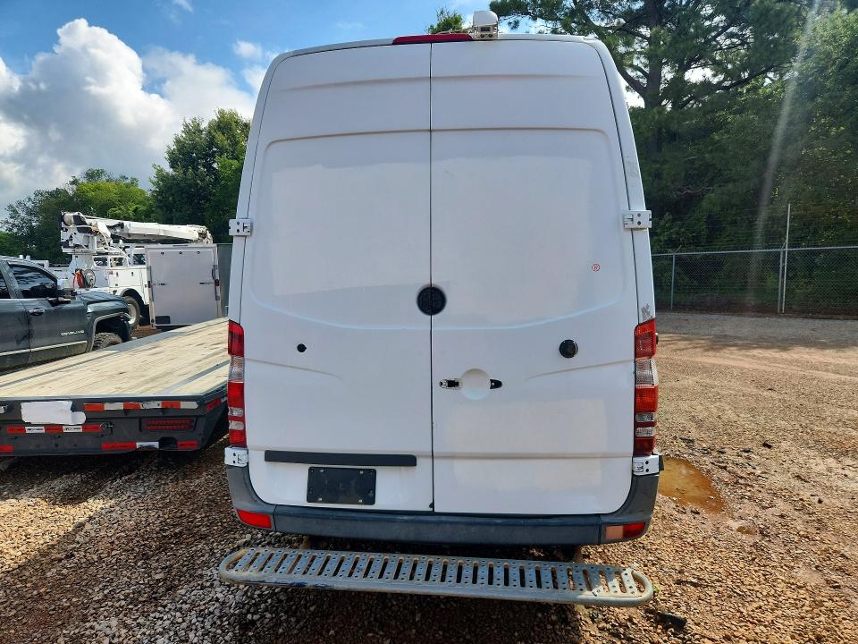 2012 Mercedes-benz Sprinter VIN WD3PE8CB7C5610717 COPART salvage auction — REAR END, GA - CERTIFICATE OF TITLE, sold $275 on 2026-07-16 (photo 6)