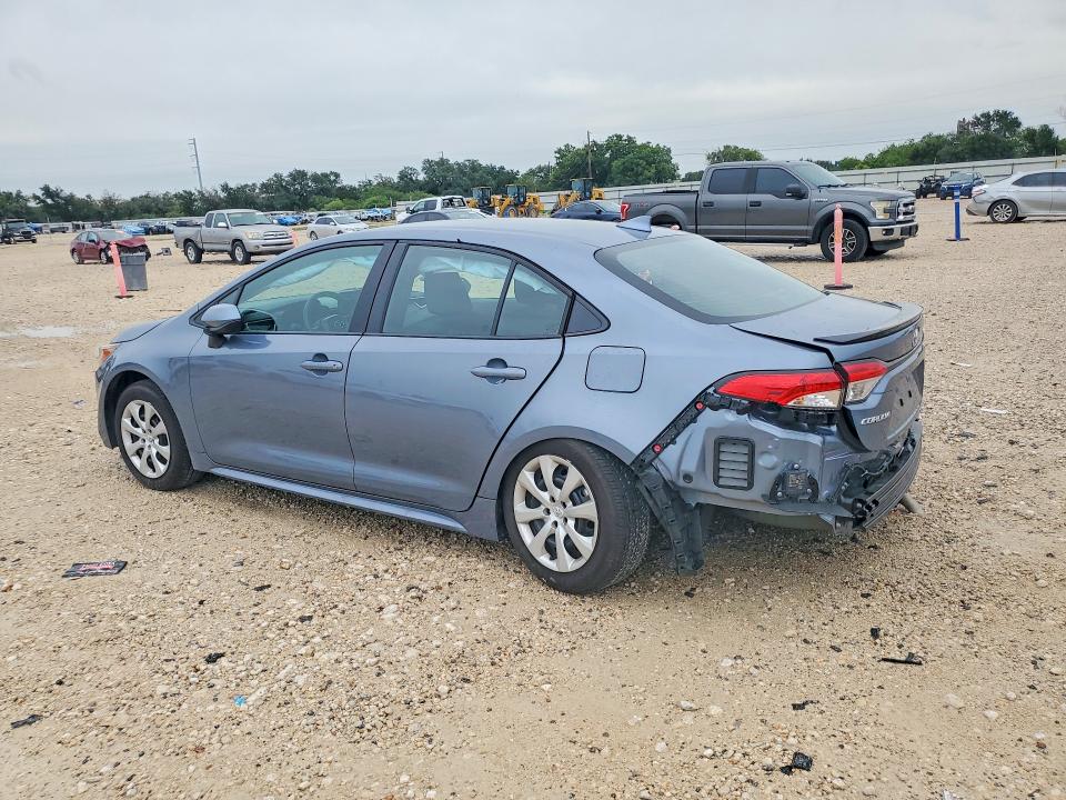 2026 Toyota Corolla VIN 5YFB4MDE0TP381806 COPART salvage auction — REAR END, Tx - Certificate Of Title, sold $4,500 on 2026-07-30 (photo 2)