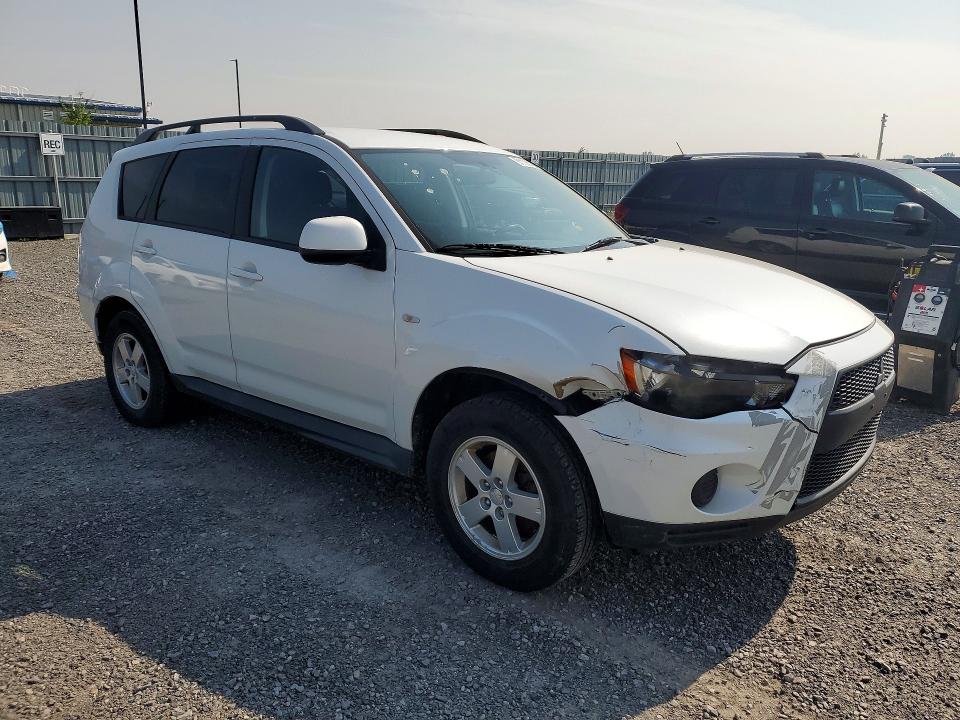 2011 Mitsubishi Outlander VIN JA4AS2AW7BU609704 COPART salvage auction — FRONT END, On - Permit No Brand - Unfit, sold $150 on 2026-07-30 (photo 4)