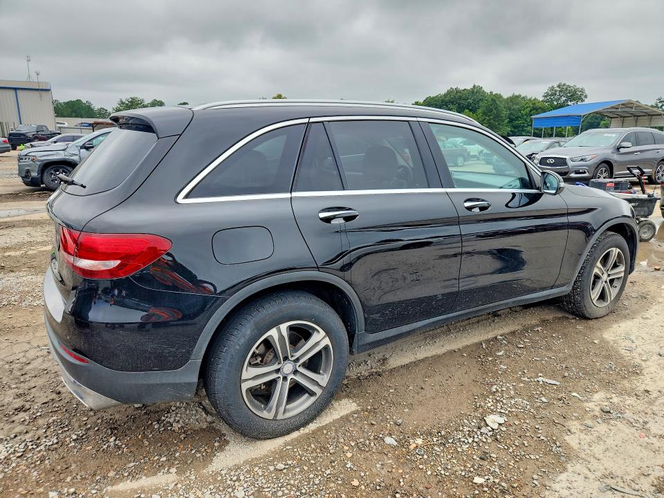 2017 Mercedes-benz Glc VIN WDC0G4JB4HF200675 COPART salvage auction — BURN, MS - CERT OF TITLE-SALVAGED, sold $3,600 on 2026-08-21 (photo 3)