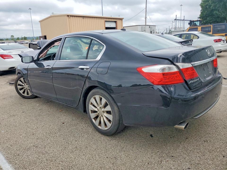 2013 Honda Accord VIN 1HGCR3F85DA033322 COPART salvage auction — FRONT END, Oh - Certificate Of Title, sold $425 on 2026-07-29 (photo 2)