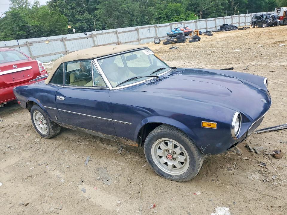 1982 Fiat 124 spider VIN ZFAAS00B4C8188146 COPART salvage auction — MECHANICAL, Nj - Certificate Of Title, sold $375 on 2026-07-28 (photo 4)