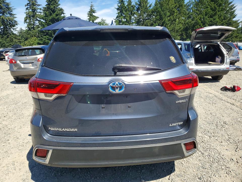2018 Toyota VIN 5TDDGRFH0JS050944 COPART salvage auction — SIDE, Salvage Title, sold $9,300 on 2026-07-17 (photo 6)