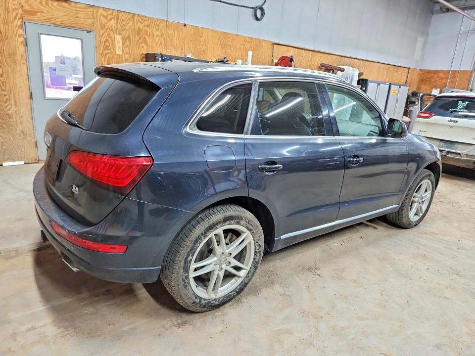 2014 Audi Q5 VIN WA1CMAFP3EA055999 COPART salvage auction — MINOR DENT/SCRATCHES, Me - Non Public Clean Title, sold $1,650 on 2026-07-15 (photo 3)