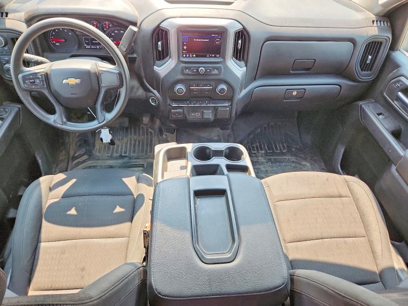 2024 Chevrolet Silverado 2500 VIN 2GC1YLE77R1212402 COPART salvage auction — MINOR DENT/SCRATCHES, ND - CERTIFICATE OF TITLE FOR A VEH, sold $21,750 on 2026-07-28 (photo 8)