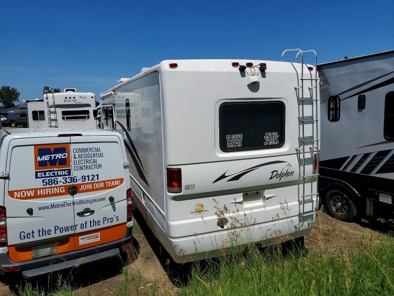 2003 Workhorse Custom VIN 5B4MP67GX33359822 COPART salvage auction — ROOF, Mi - Certificate Of Title, sold $4,200 on 2026-07-28 (photo 3)