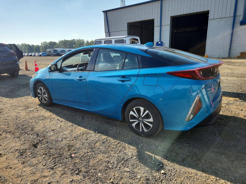 2017 Toyota Prius VIN JTDKARFP8H3029481 COPART salvage auction — MECHANICAL, NJ - CERTIFICATE OF TITLE, sold $4,150 on 2026-07-20 (photo 2)
