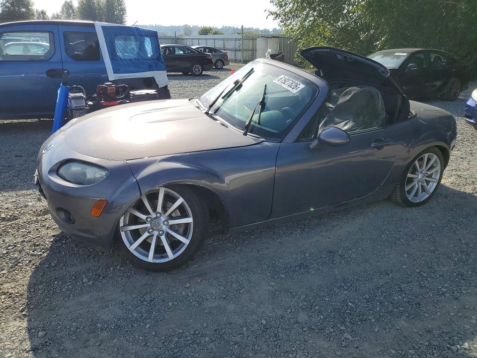 2006 Mazda Mx-5 miata VIN JM1NC25F760104404 COPART salvage auction — UNDERCARRIAGE, WA - BILL OF SALE, sold $525 on 2026-07-27 (photo 1)