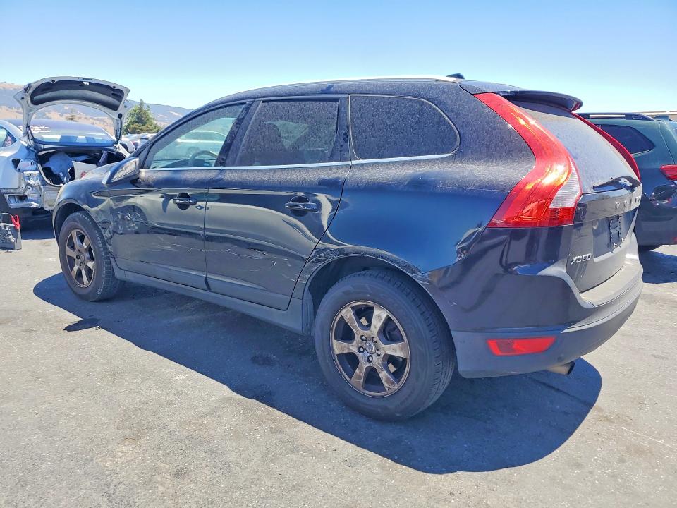 2012 Volvo Xc60 VIN YV4952DLXC2284462 COPART salvage auction — SIDE, CA - SALVAGE CERTIFICATE, sold $675 on 2026-08-18 (photo 2)