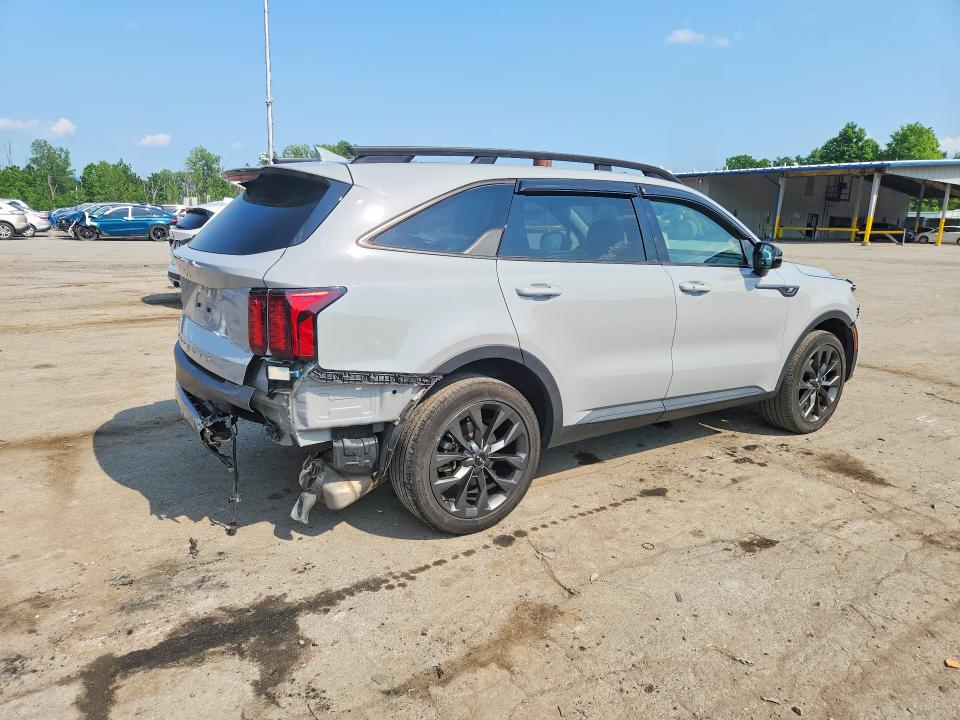 2022 Kia Sorento VIN 5XYRHDLF2NG109441 COPART salvage auction — REAR END, Ny - Mv-907A Salvage Certificate, sold $11,100 on 2026-07-07 (photo 3)