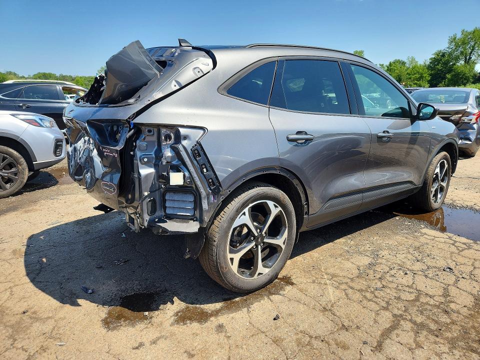 2025 Ford Escape VIN 1FMCU9NZ0SUA72238 COPART salvage auction — REAR END, Ct - Cert Of Title-Salvage, sold $8,200 on 2026-08-21 (photo 3)