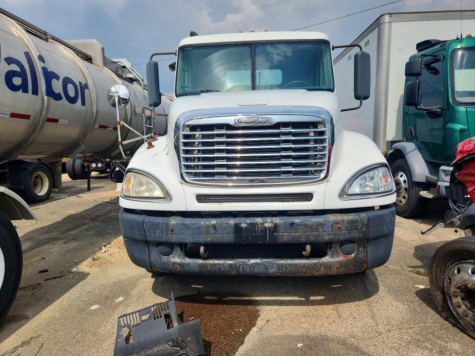 2007 Freightliner Columbia VIN 1FUJA6CG67LX74543 COPART salvage auction — MECHANICAL, OH - CERTIFICATE OF TITLE, sold $6,600 on 2026-09-15 (photo 5)