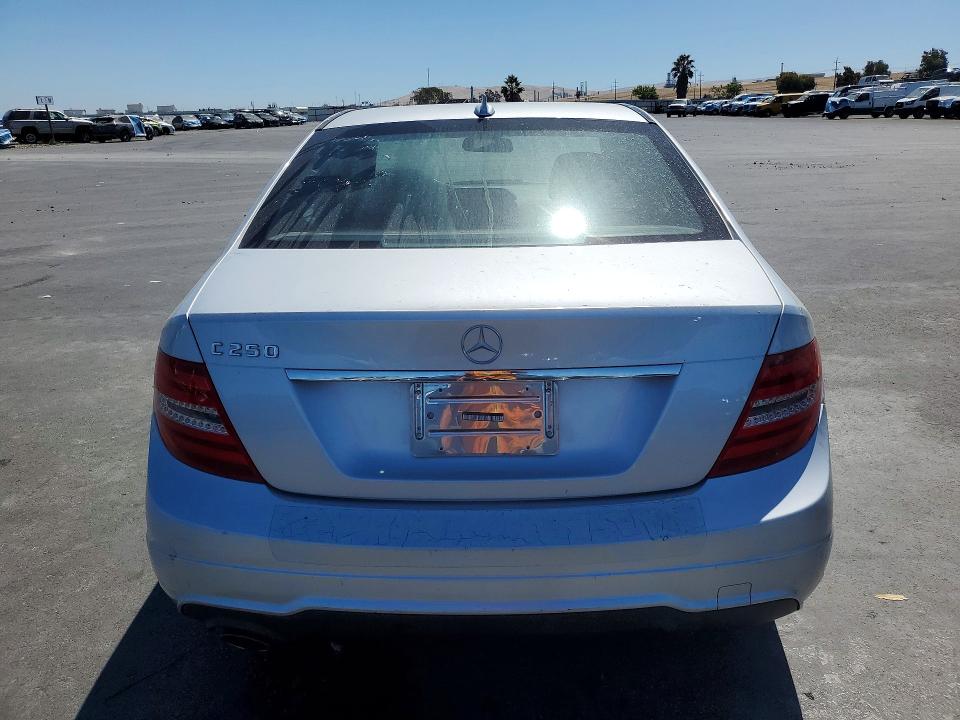 2012 Mercedes-benz C-klasse VIN WDDGF4HB9CR206062 COPART salvage auction — MECHANICAL, MT - DIS/DLR/EXP ONLY CLEAN TITLE, sold $575 on 2026-07-27 (photo 6)