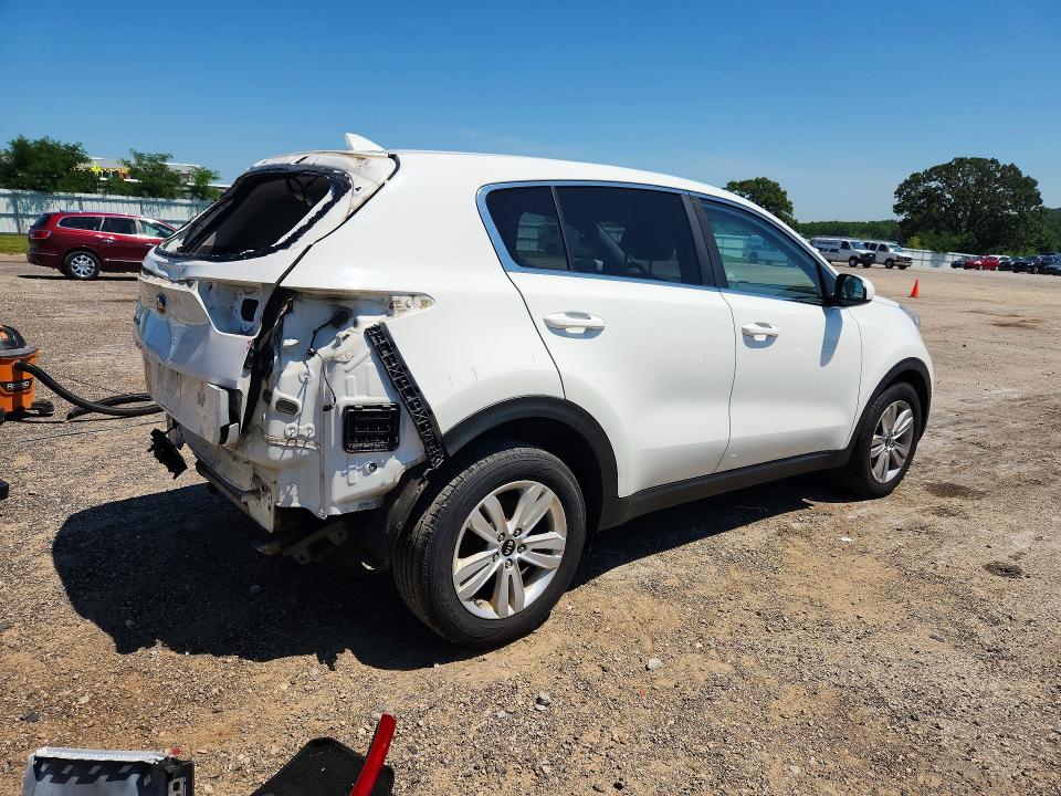 2017 Kia Sportage VIN KNDPM3AC4H7047175 COPART salvage auction — REAR END, Wi - Junked Vehicle Bill Of Sale, sold $400 on 2026-07-21 (photo 3)