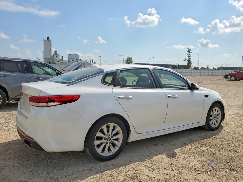 2016 Kia Optima VIN 5XXGT4L39GG055736 COPART salvage auction — MECHANICAL, IA - CERTIFICATE OF TITLE, sold $900 on 2026-07-25 (photo 3)