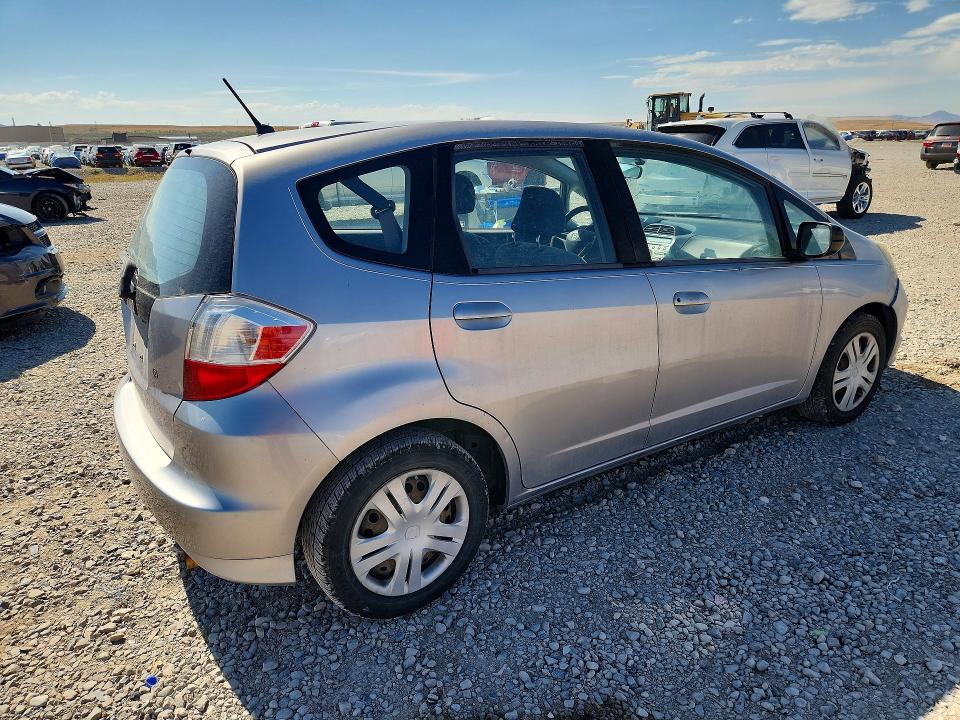 2009 Honda Fit VIN JHMGE88239S070080 COPART salvage auction — MECHANICAL, Ut - Certificate Of Title, sold $650 on 2026-07-31 (photo 3)