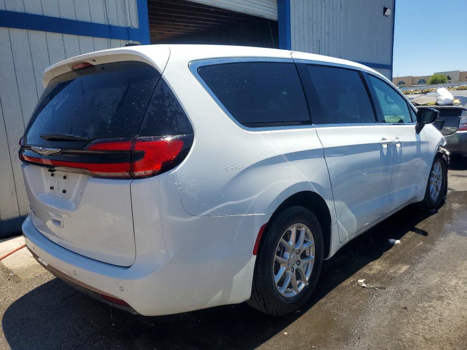 2026 Chrysler Pacifica VIN 2C4RC1BG8TR201802 COPART salvage auction — FRONT END, CA - CERTIFICATE OF TITLE, sold $15,800 on 2026-07-27 (photo 3)