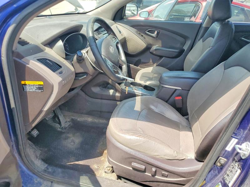 2011 Hyundai Tucson VIN KM8JUCAC2BU213574 COPART salvage auction — HAIL, IA - NON PUBLIC CLEAN TITLE, sold $1,050 on 2026-07-22 (photo 7)