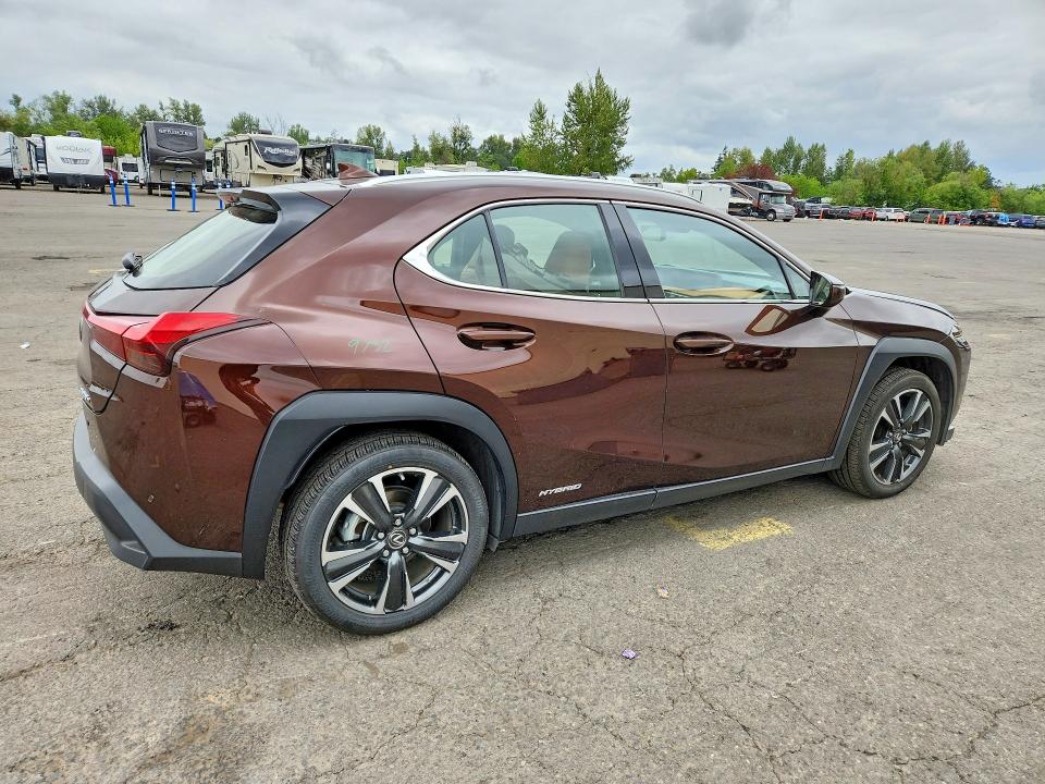 2019 Lexus Ux VIN JTHU9JBHXK2019760 COPART salvage auction — FRONT END, OR - SALVAGE TITLE CERTIFICATE, sold $14,100 on 2026-08-24 (photo 3)