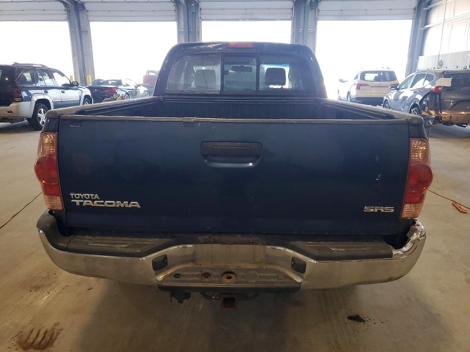 2006 Toyota Tacoma VIN 5TEUX42N46Z181867 COPART salvage auction — MINOR DENT/SCRATCHES, SD - CERTIFICATE OF TITLE, sold $2,250 on 2026-07-21 (photo 6)
