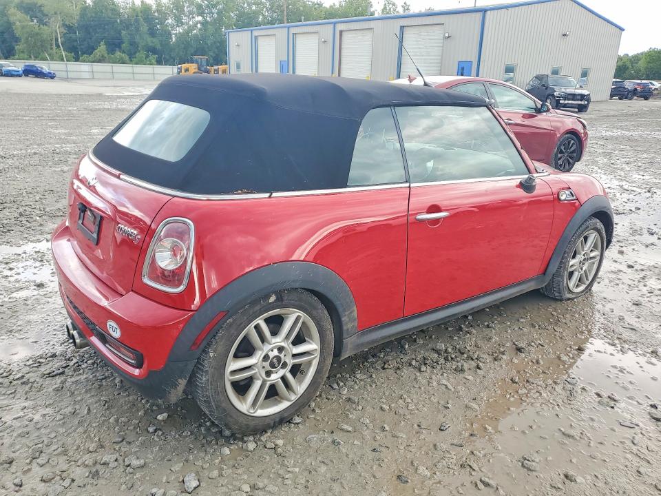 2015 Mini Cooper VIN WMWZP3C58FT708593 COPART salvage auction — FRONT END, Ma - Cert Of Title-Reconstrctd Coll, sold $750 on 2026-08-06 (photo 3)