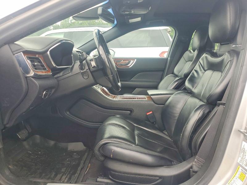 2017 Lincoln Continental VIN 1LN6L9NC6H5608060 COPART salvage auction — FRONT END, Salvage Title, sold $350 on 2026-07-23 (photo 7)