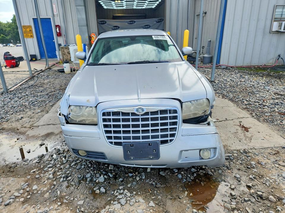 2006 Chrysler 300 VIN 2C3KA53G06H325509 COPART salvage auction — FRONT END, Ga - Cert Of Title-Salvage, sold $1,050 on 2026-09-08 (photo 5)
