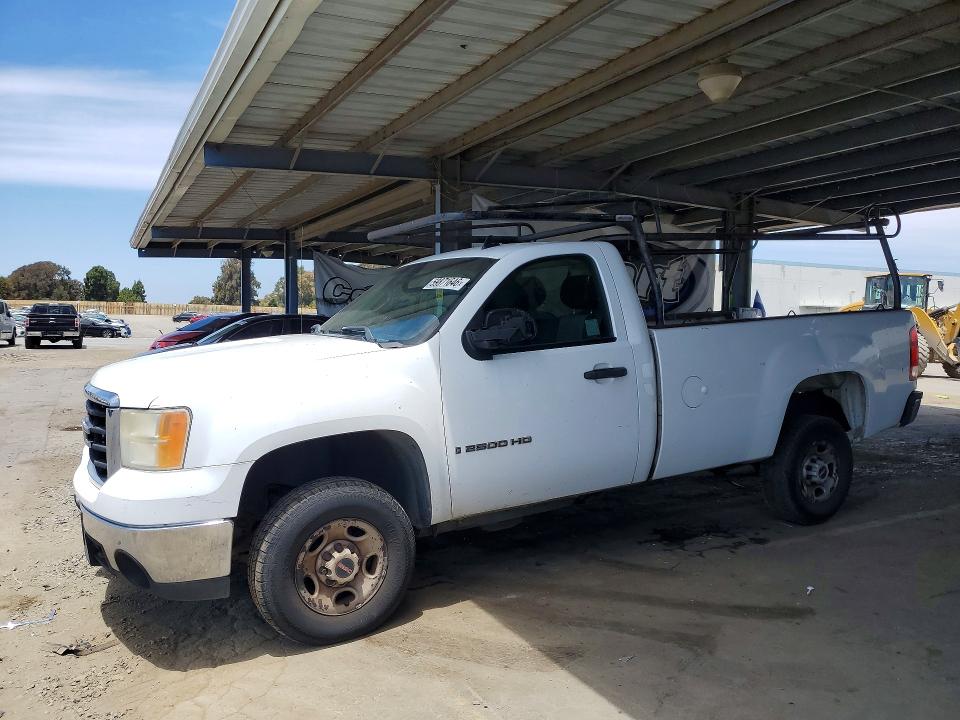 2008 Gmc SIERRA VIN 1GTHC24K48E153190 COPART salvage auction — SIDE, Ca - Dis/Dlr/Exp Only Clean Title, sold $650 on 2026-07-09 (photo 1)