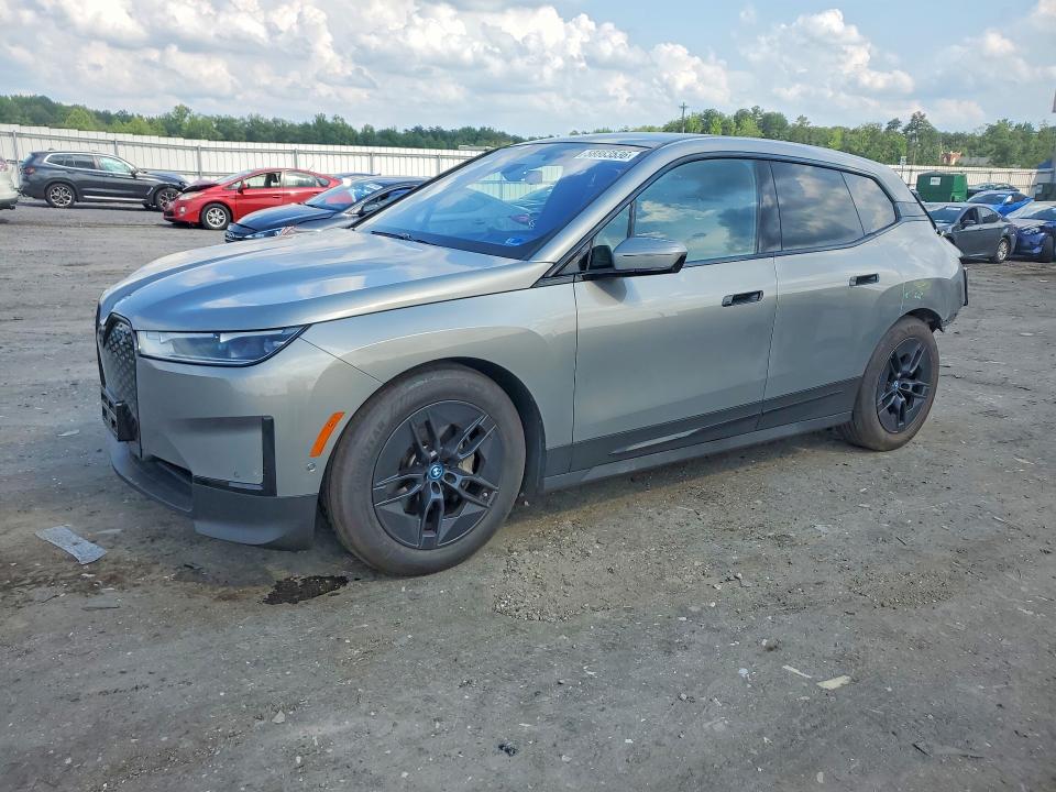 2023 BMW Ix VIN WB523CF04PCM48299 COPART salvage auction — REAR END, Salvage Title, sold $24,000 on 2026-07-29 (photo 1)