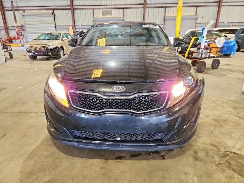 2012 Kia VIN 5XXGR4A68CG003858 COPART salvage auction — REAR END, FL - CERT OF TITLE SLVG REBUILDABLE, sold $700 on 2026-07-27 (photo 5)