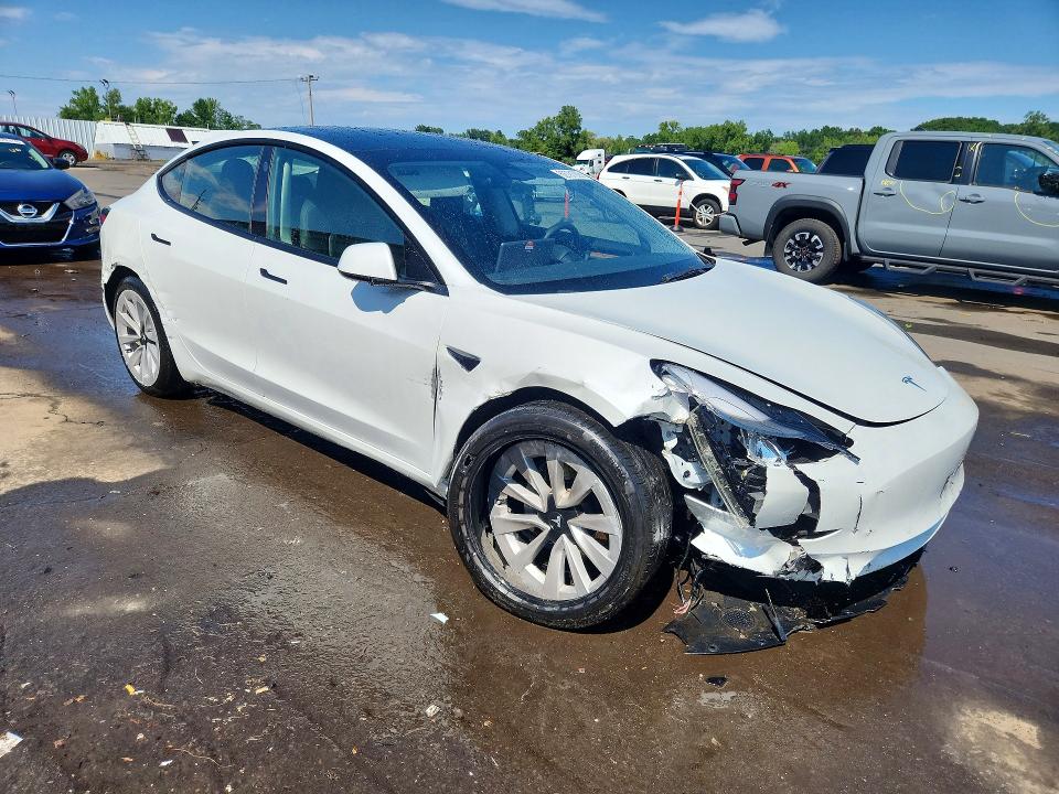 2022 Tesla Model 3 VIN 5YJ3E1EA5NF351629 COPART salvage auction — FRONT END, CT - CERT OF TITLE-SALVAGE, sold $4,600 on 2026-09-08 (photo 4)