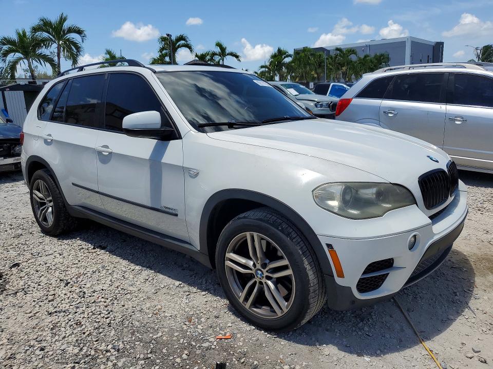 2012 BMW X5 VIN 5UXZV8C51CL423296 COPART salvage auction — NORMAL WEAR, Fl - Certificate Of Title, sold $650 on 2026-07-31 (photo 4)