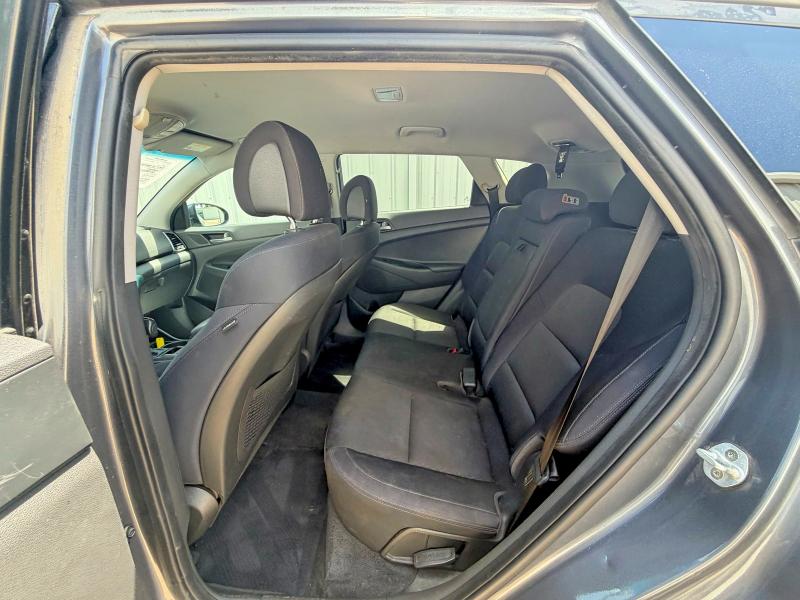 2016 Hyundai Tucson VIN KM8J33A27GU111902 COPART salvage auction — MINOR DENT/SCRATCHES, Tx - Certificate Of Title (P), sold $950 on 2026-07-21 (photo 6)