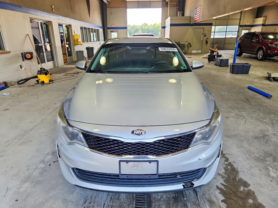 2017 Kia Optima VIN 5XXGT4L39HG169897 COPART salvage auction — FRONT END, Va - Certificate Of Title, sold $375 on 2026-07-24 (photo 5)