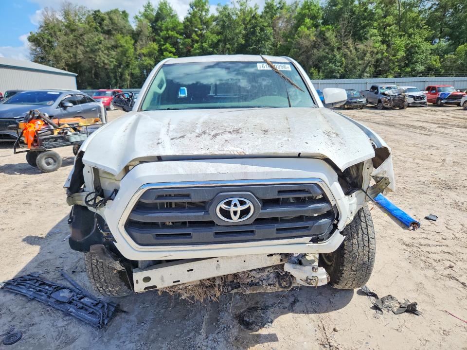 2016 Toyota Tacoma VIN 5TFSZ5AN6GX008630 COPART salvage auction — FRONT END, Fl - Certificate Of Title, sold $2,600 on 2026-07-31 (photo 5)