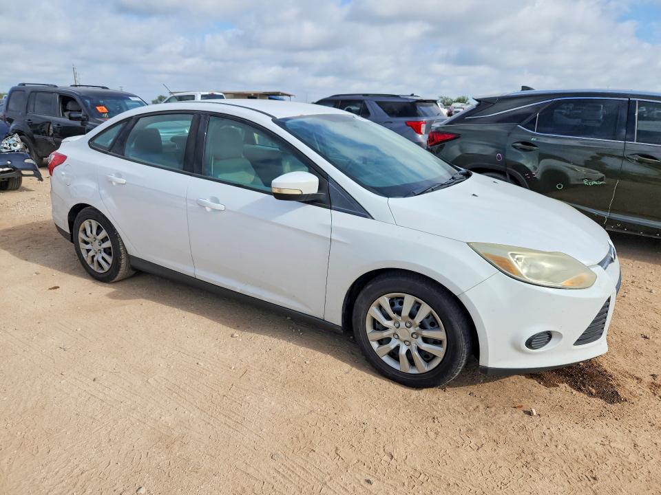 2014 Ford Focus VIN 1FADP3F25EL351716 COPART salvage auction — MECHANICAL, Tx - Certificate Of Title, sold $800 on 2026-08-21 (photo 4)