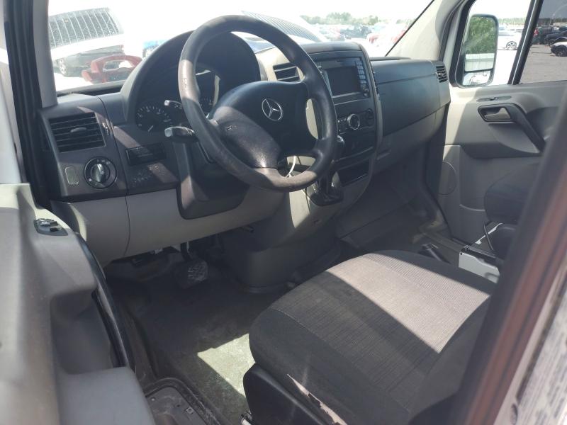 2018 Mercedes-benz Sprinter VIN WD3PE8CD1JP583520 COPART salvage auction — MINOR DENT/SCRATCHES, Fl - Certificate Of Title, sold $4,100 on 2026-07-27 (photo 8)