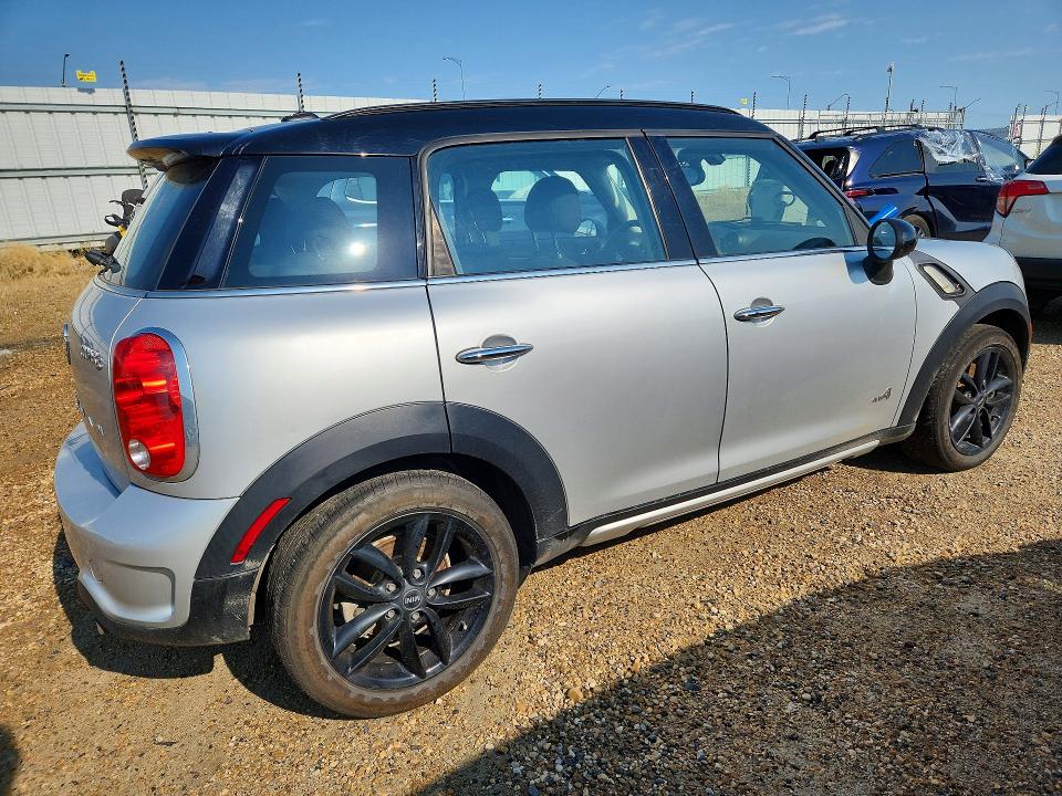 2015 Mini Cooper VIN WMWZC5C55FWT37687 COPART salvage auction — ROOF, Ab - Bos - Salvage, sold $2,200 on 2026-08-06 (photo 3)
