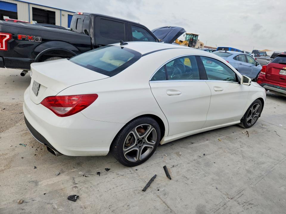 2014 Mercedes-benz Cla-klasse VIN WDDSJ4EB7EN035514 COPART salvage auction — UNDERCARRIAGE, Mi - Cert Of Title-Salvage Vehicle, sold $1,900 on 2026-08-18 (photo 3)