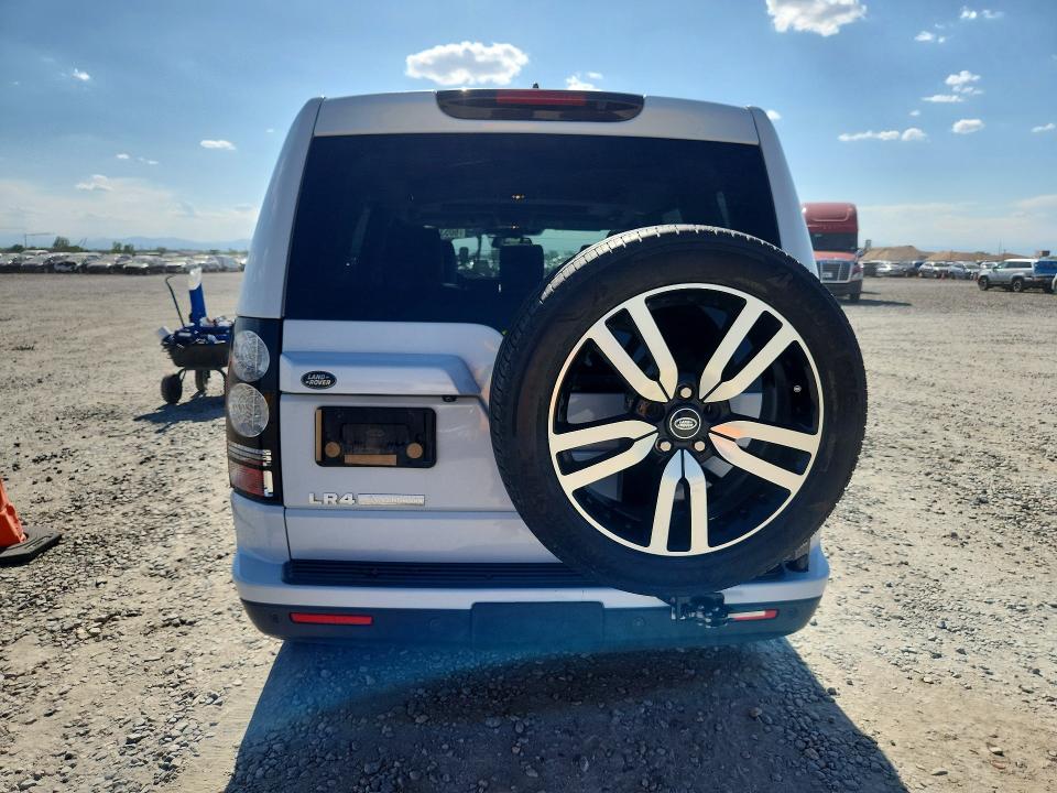 2016 Land rover Lr4 VIN SALAK2V60GA830417 COPART salvage auction — NORMAL WEAR, CO - DIS/DLR/EXP ONLY CLEAN TITLE, sold $325 on 2026-07-21 (photo 6)