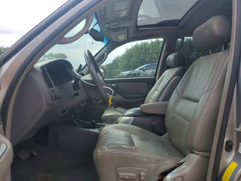 2004 Toyota Sequoia VIN 5TDBT48A54S227790 COPART salvage auction — MINOR DENT/SCRATCHES, MA - CERTIFICATE OF TITLE (P), sold $875 on 2026-07-29 (photo 7)