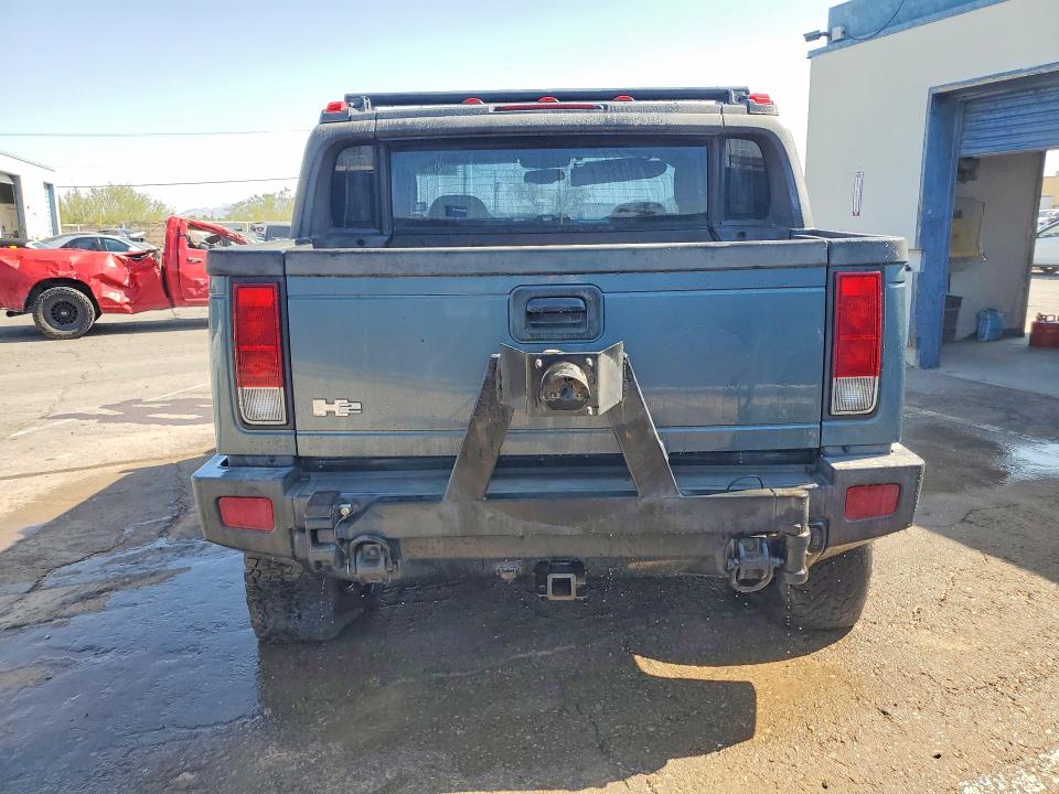 2006 Hummer H2 VIN 5GRGN22UX6H113510 COPART salvage auction — MINOR DENT/SCRATCHES, TX - CERTIFICATE OF TITLE, sold $1,350 on 2026-07-23 (photo 6)