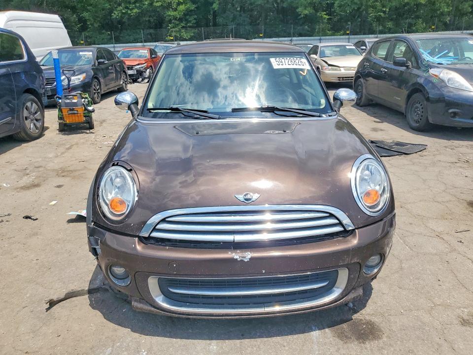 2011 Mini Cooper VIN WMWSU3C56BT092882 COPART salvage auction — FRONT END, Ga - Certificate Of Title, sold $250 on 2026-07-31 (photo 5)