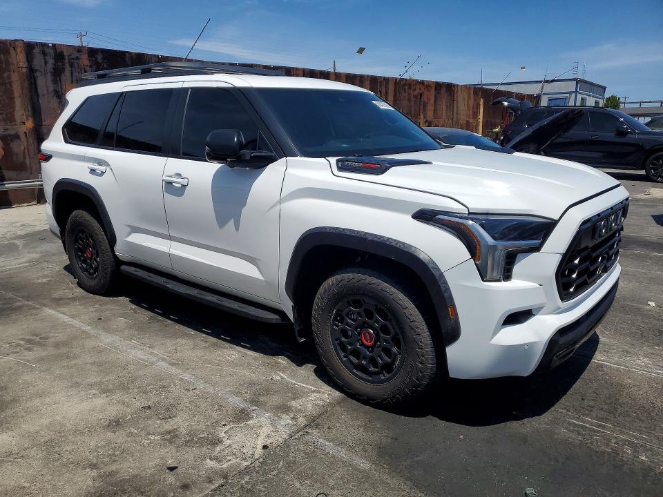 2024 Toyota Sequoia VIN 7SVAAABA7RX038557 COPART salvage auction — FRONT END, Ca - Salvage Certificate (P), sold $26,500 on 2026-07-29 (photo 4)
