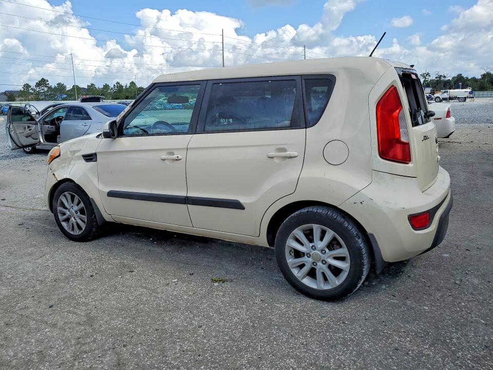 2013 Kia Soul VIN KNDJT2A6XD7756619 COPART salvage auction — FRONT END, Fl - Cert Of Title Slvg Rebuildable, sold $250 on 2026-07-28 (photo 2)