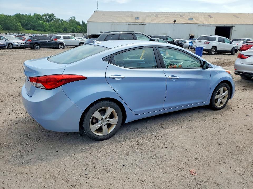 2012 Hyundai Elantra VIN KMHDH4AE4CU321897 COPART salvage auction — MINOR DENT/SCRATCHES, PA - CERT OF TITLE, sold $1,600 on 2026-07-20 (photo 3)